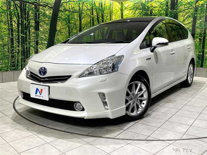 2013 Toyota PRIUS α