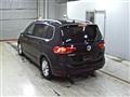 2017 Volkswagen Golf Touran