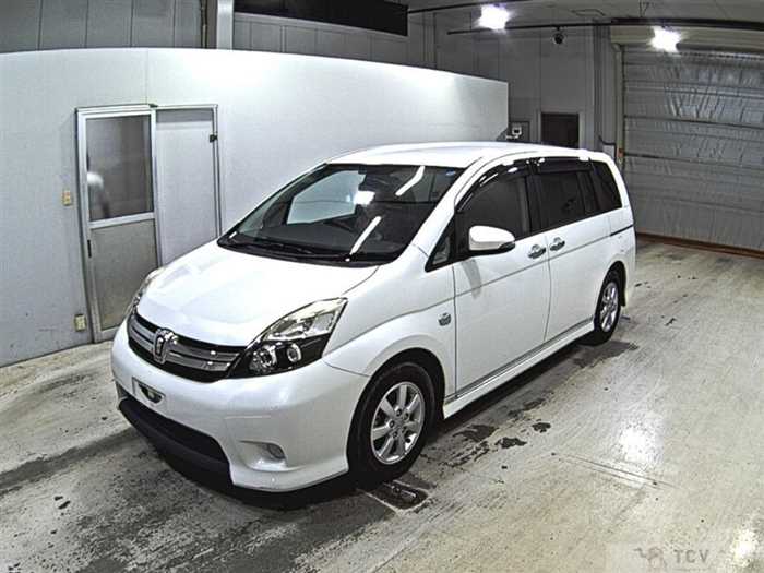 2015 Toyota Isis