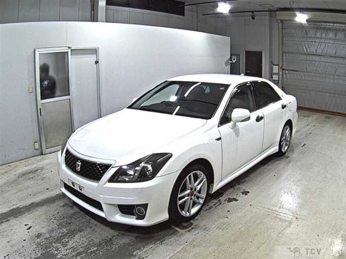 2011 Toyota Crown