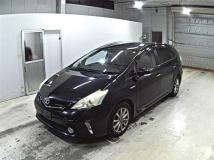 2013 Toyota PRIUS α
