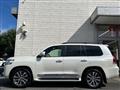 2017 Toyota Land Cruiser