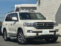 2017 Toyota Land Cruiser