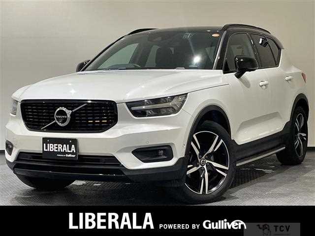 2021 Volvo XC40