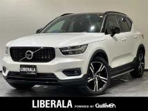 2021 Volvo XC40