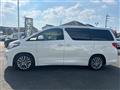 2012 Toyota Alphard