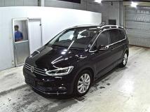 2018 Volkswagen Golf Touran