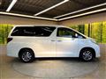 2013 Toyota Alphard Hybrid