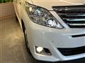 2013 Toyota Alphard Hybrid