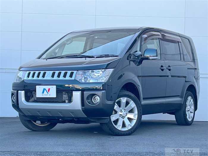 2018 Mitsubishi Delica D5