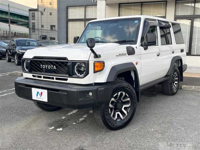 2025 Toyota Landcruiser 70