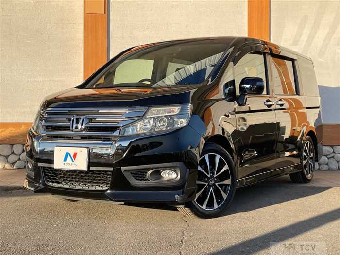 2013 Honda Step WGN
