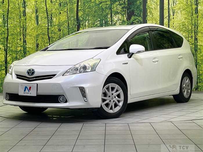 2013 Toyota PRIUS α
