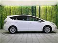 2013 Toyota PRIUS α