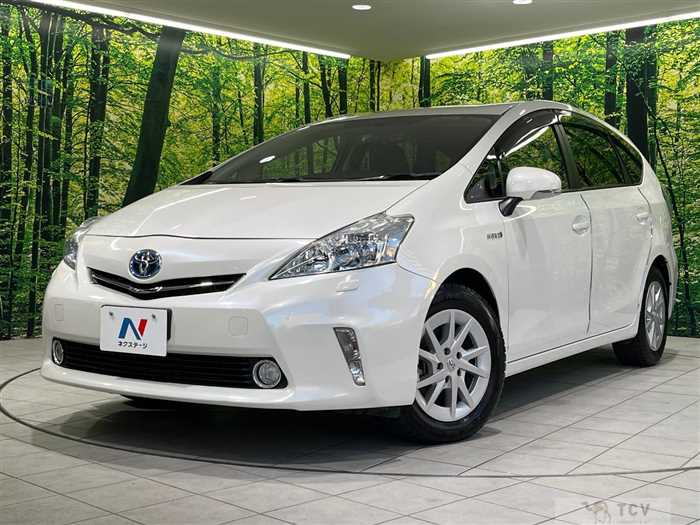 2013 Toyota PRIUS α