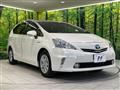 2013 Toyota PRIUS α