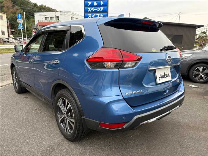 Nissan X-Trail 2018 photo 2