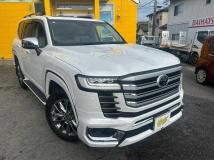 2023 Toyota Land Cruiser