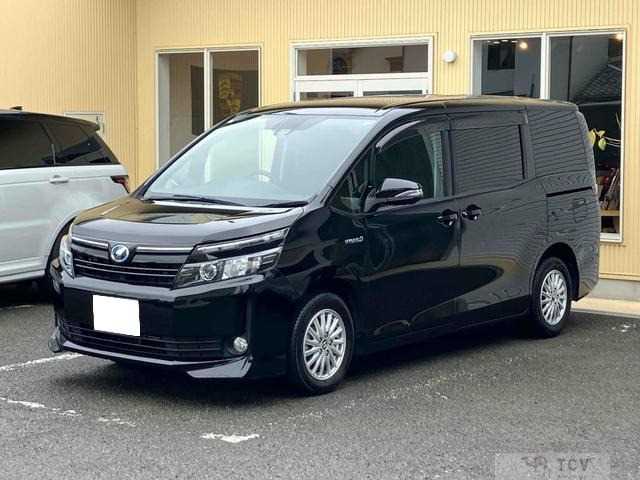 2017 Toyota Voxy