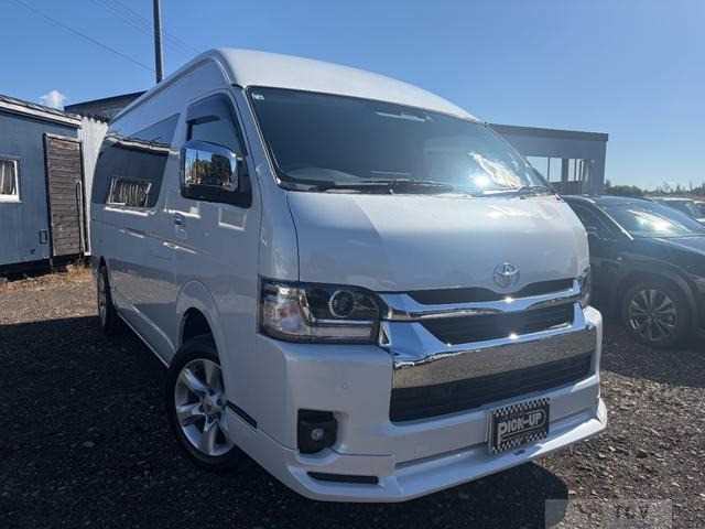 2026 Toyota Hiace Wagon