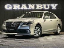 2013 Toyota Crown