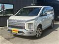 2019 Mitsubishi Delica D5