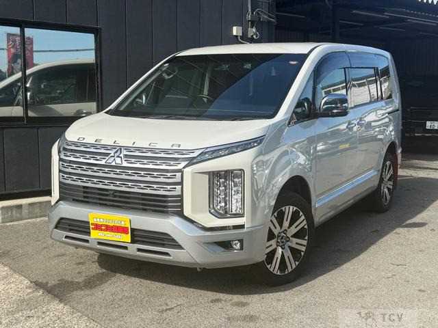 2019 Mitsubishi Delica D5