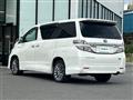 2014 Toyota Vellfire