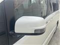 2008 Nissan Serena