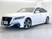 2018 Toyota Crown Hybrid