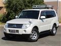 2009 Mitsubishi Pajero