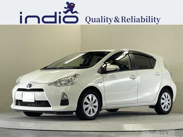 2013 Toyota AQUA