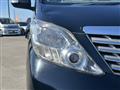 2011 Toyota Alphard G