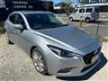 2017 Mazda Axela