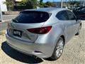 2017 Mazda Axela