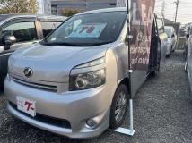 2007 Toyota Voxy