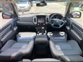 2016 Mitsubishi Pajero