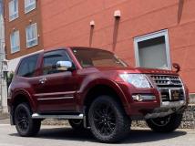 2016 Mitsubishi Pajero