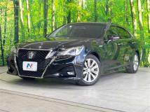 2015 Toyota Crown Hybrid