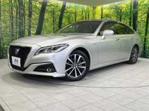 2018 Toyota Crown Hybrid