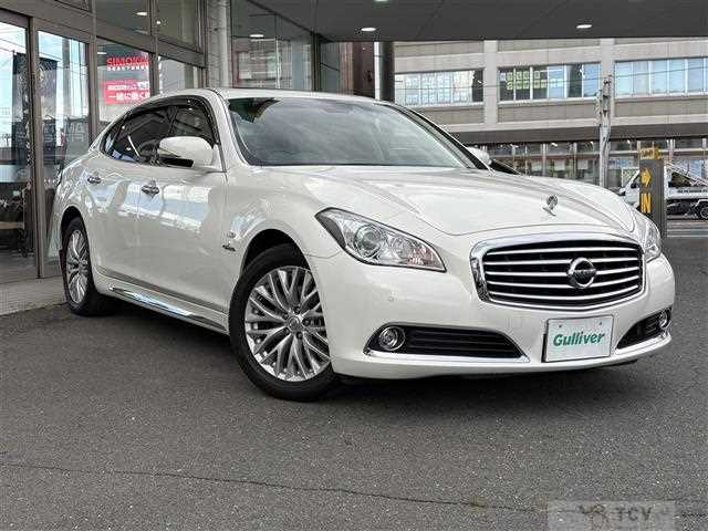 2013 Nissan Cima