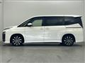 2022 Toyota Voxy