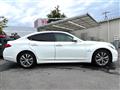 2013 Nissan FUGA HYBRID