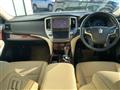 2013 Toyota Crown Hybrid