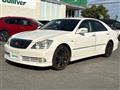 2004 Toyota Crown Royal Series