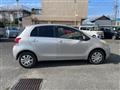 2010 Toyota Vitz