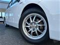 2016 Toyota PRIUS α