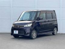 2010 Nissan ROOX