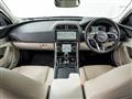 2020 Jaguar XE