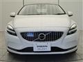 2020 Volvo V40